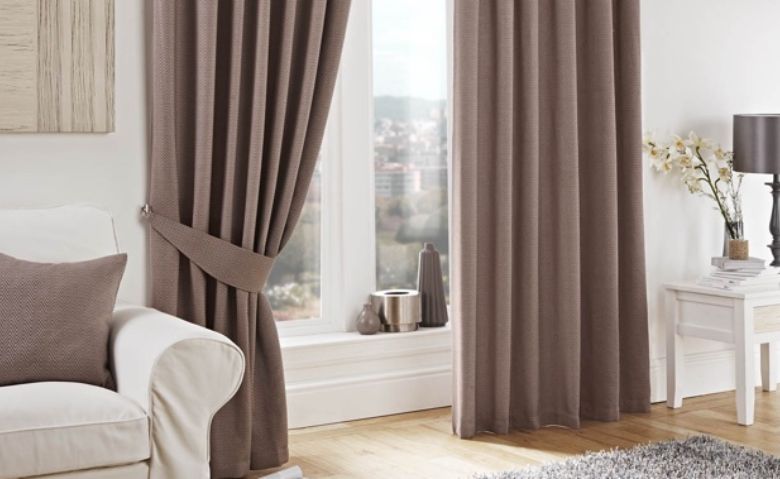 Toms Curtain Cleaning